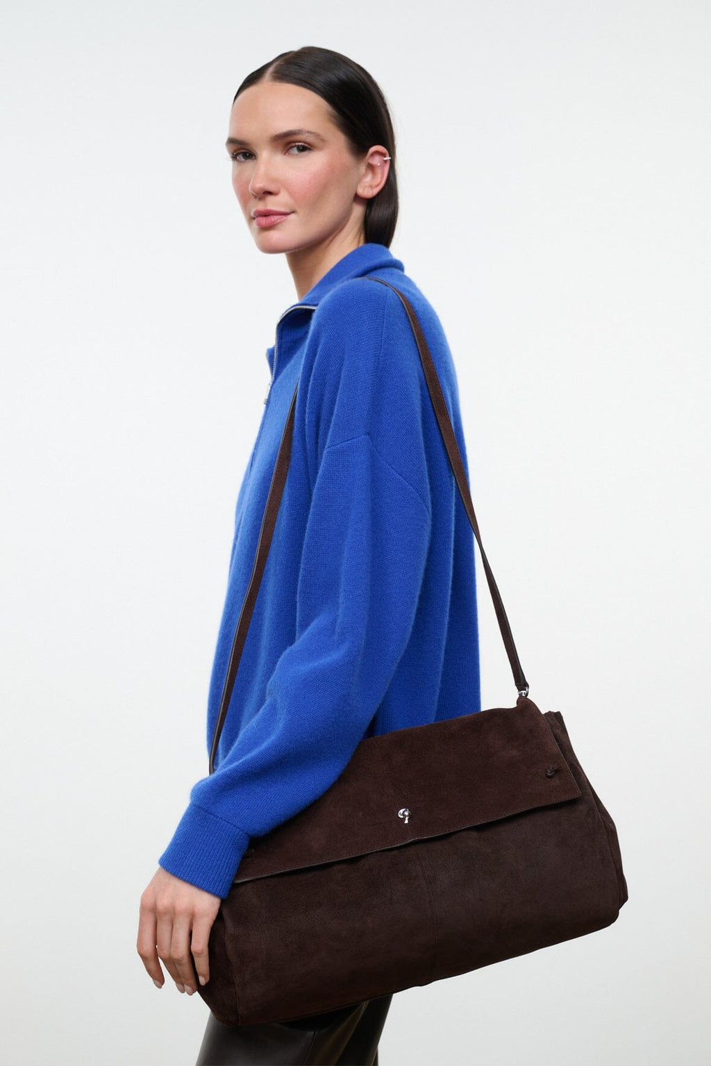 STAUD Cy Oversized Bag – Espresso – detail 4