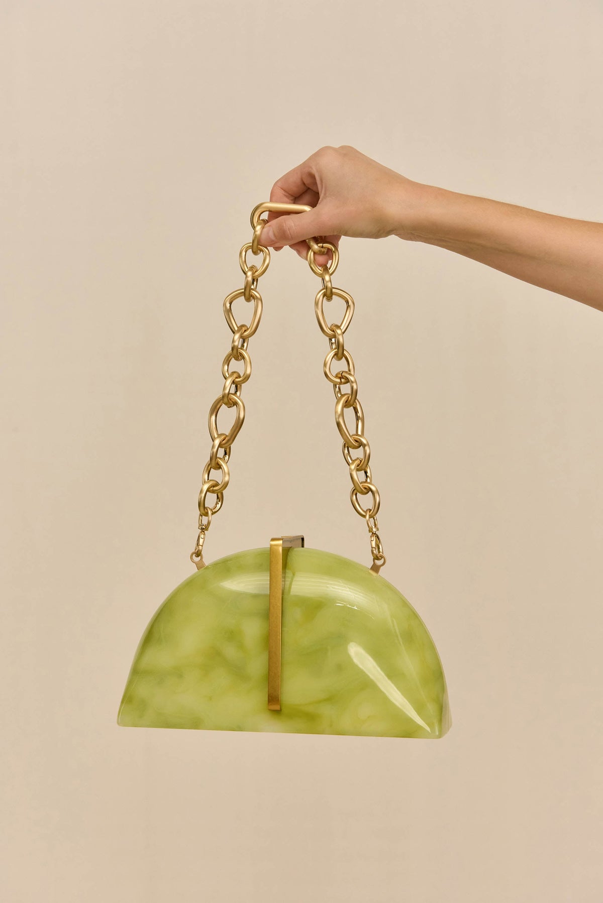 Cult Gaia Laguna Clutch – Dominga – detail 4