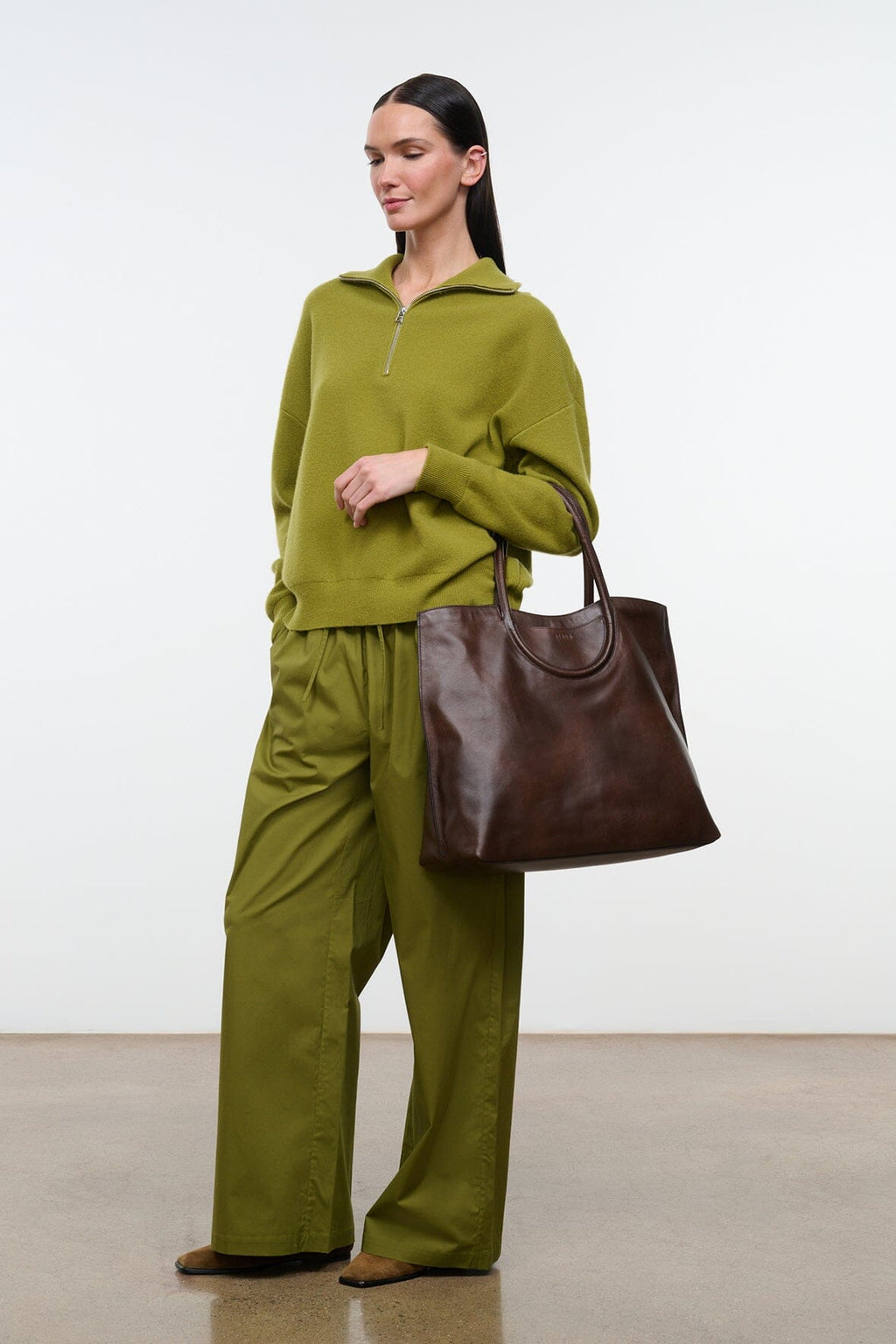 STAUD Maude North South Tote – Espresso Distressed – detail 2