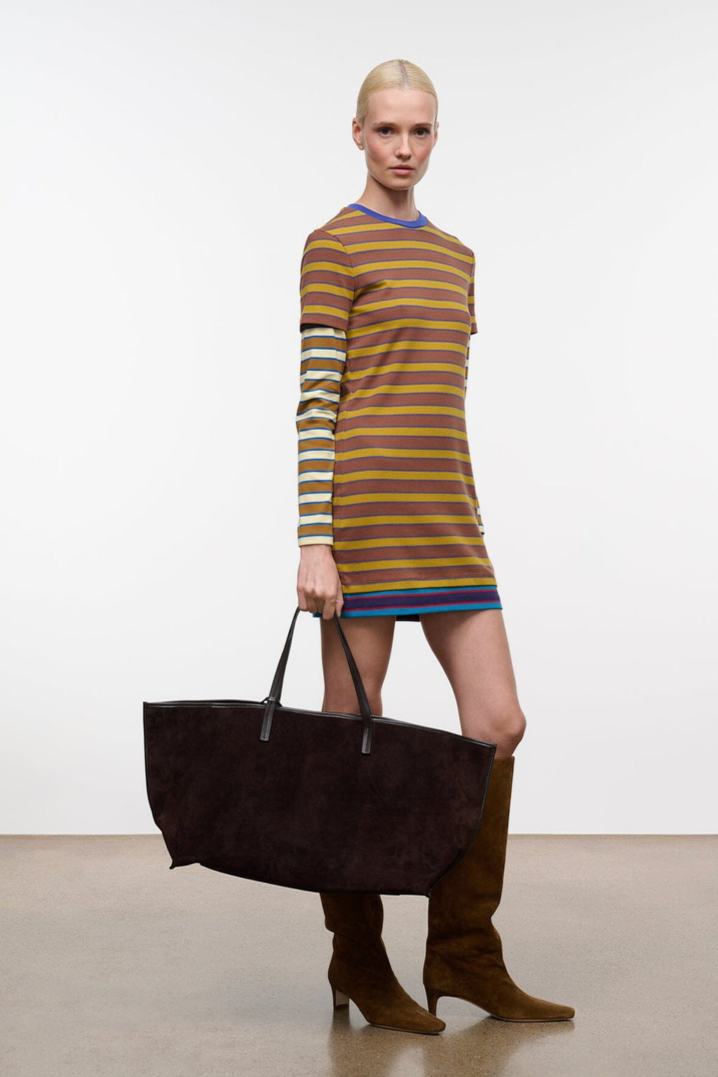 STAUD Christos Large Tote – Espresso Suede – detail 3