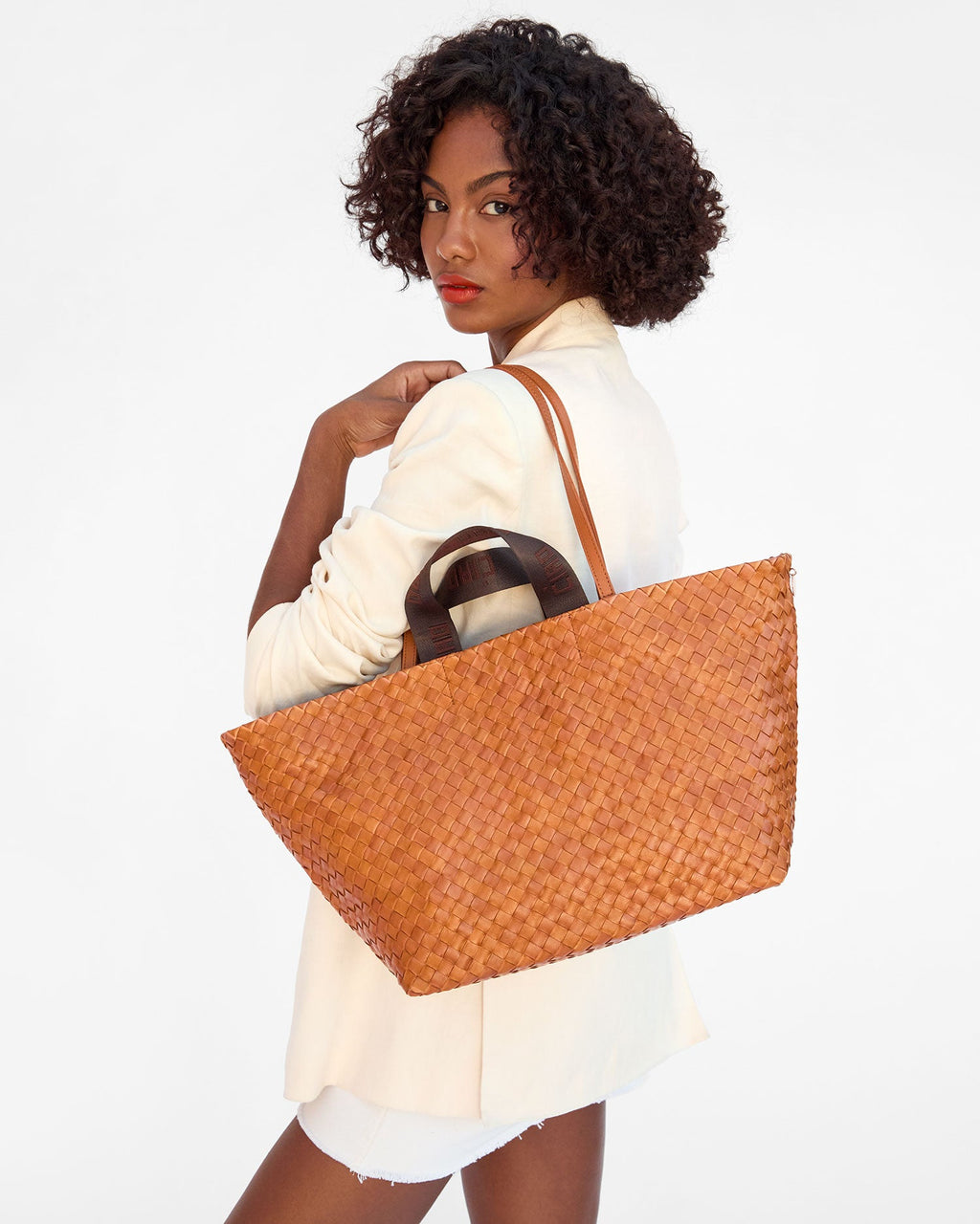Clare V. Bateau Tote – Natural Diagonal Woven – detail 2