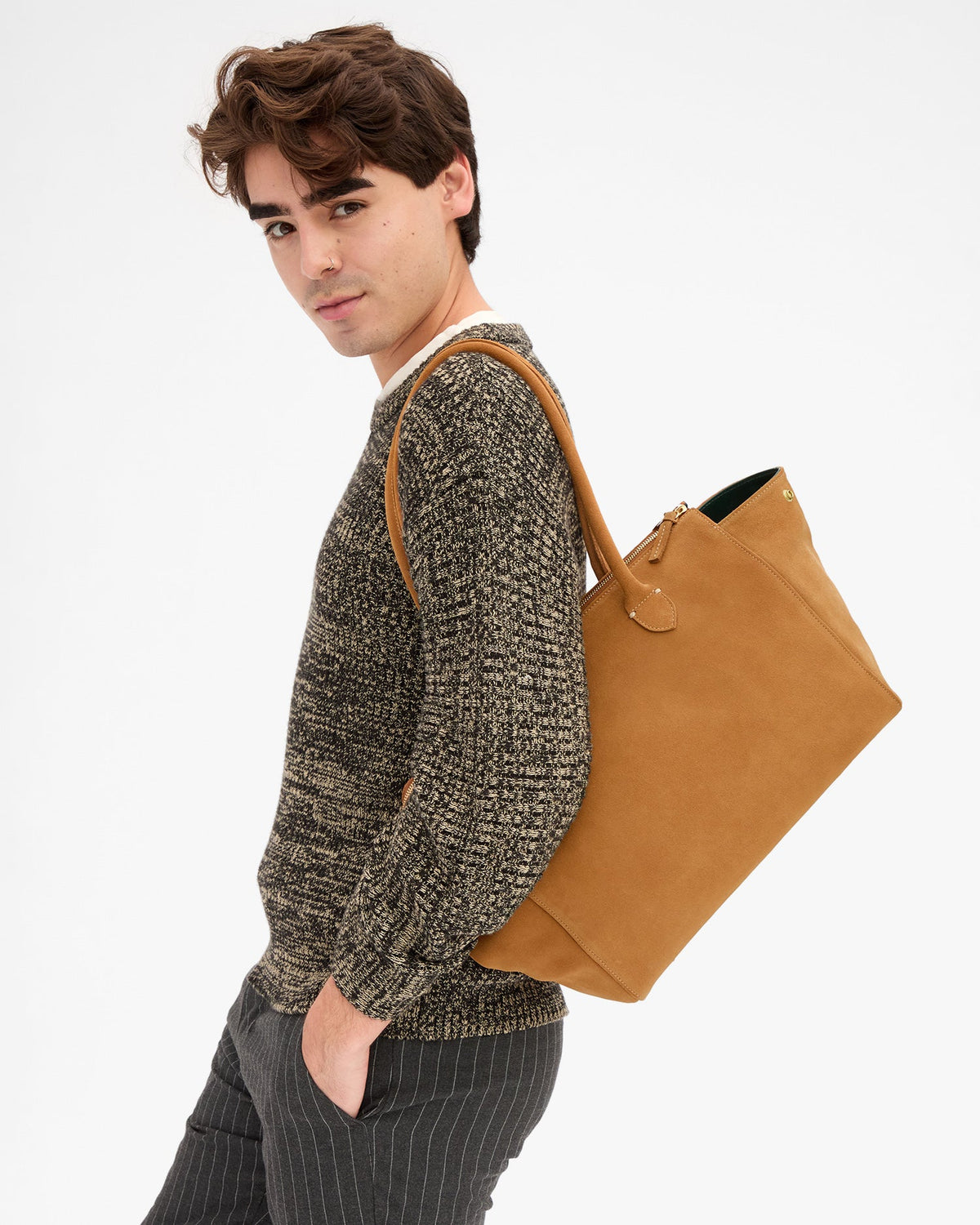 Clare V. Beatrice – Caramel Suede – detail 2