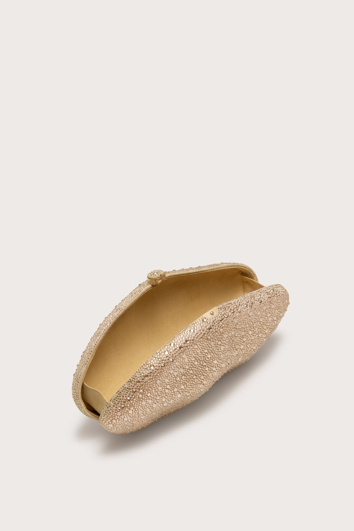 Cult Gaia The Caldera Clutch – Sand Dollar – detail 4