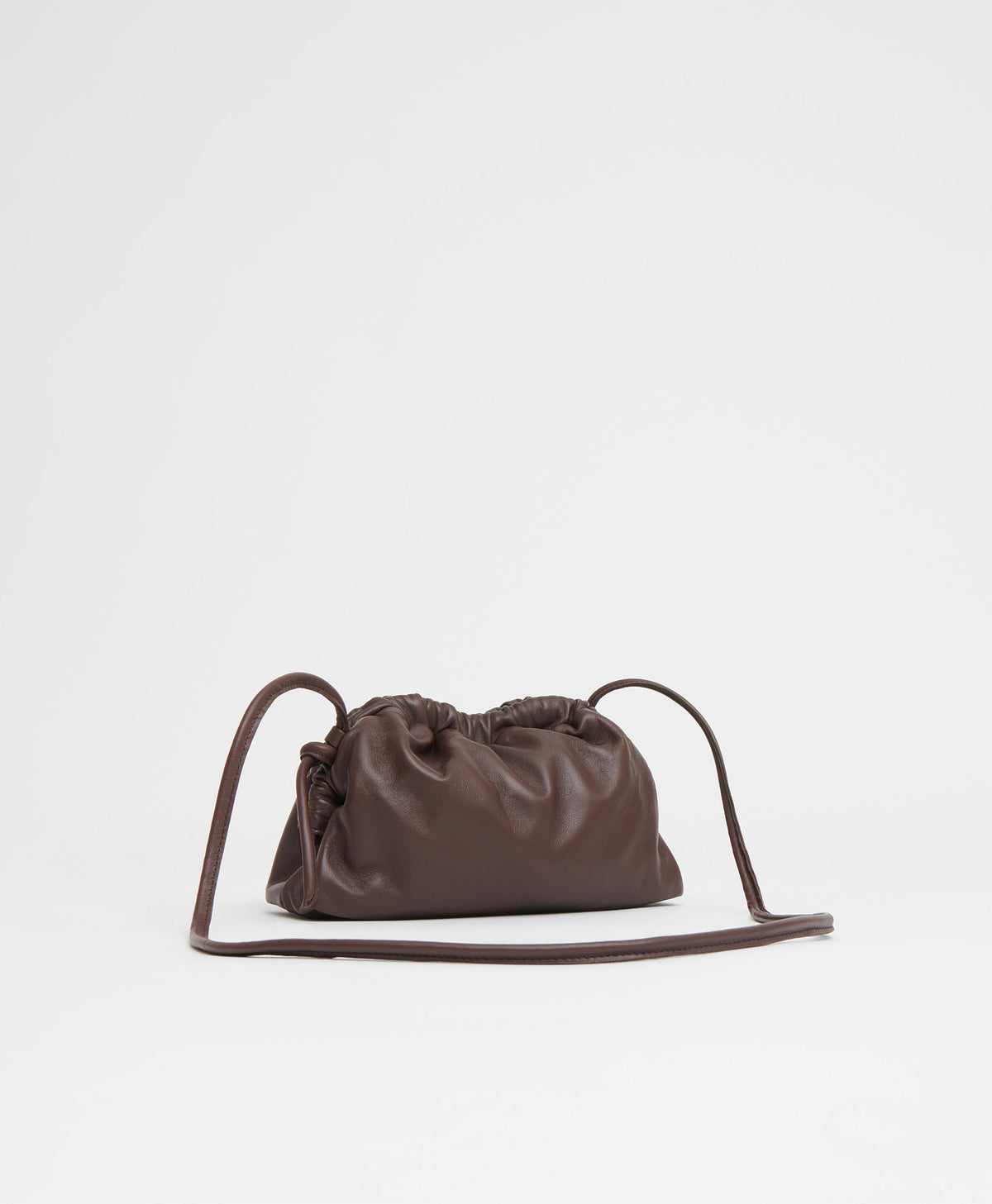 Mansur Gavriel Mini Cloud Clutch – Chocolate – detail 2