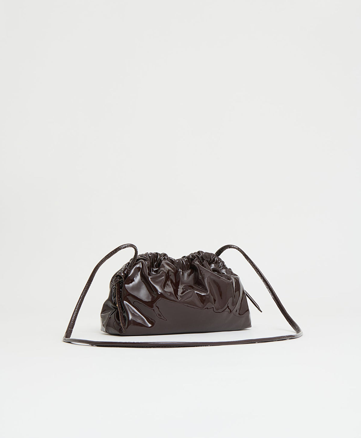 Mansur Gavriel Mini Cloud Clutch – Aubergine Patent – detail 2