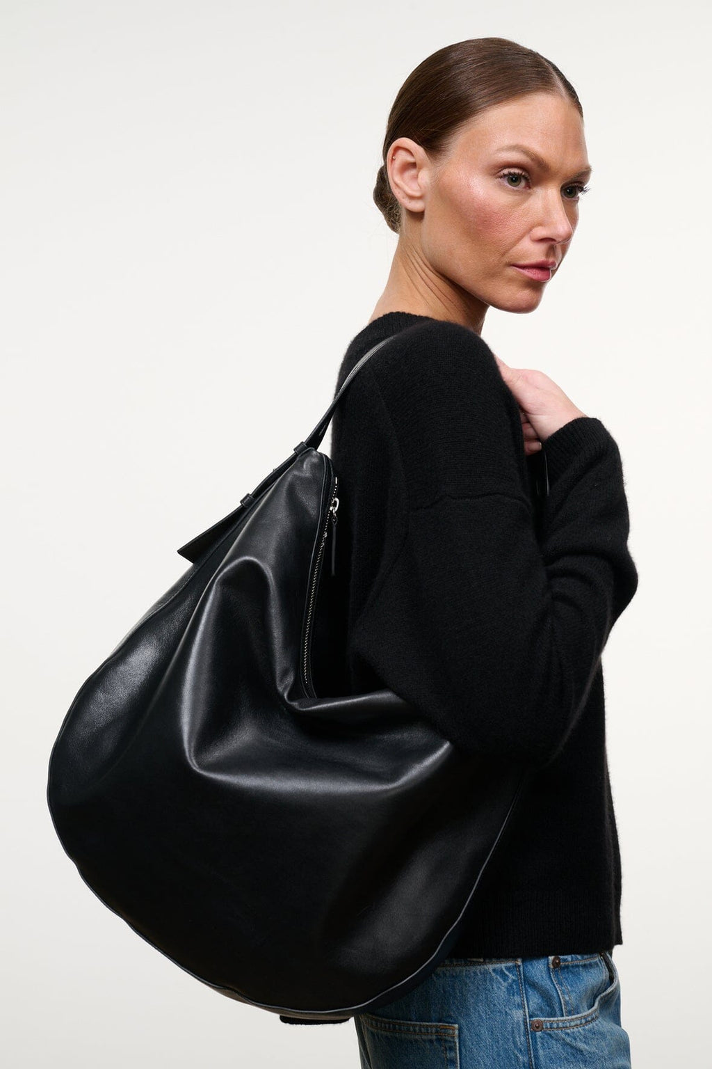 STAUD Levi Hobo Bag – Black – detail 2