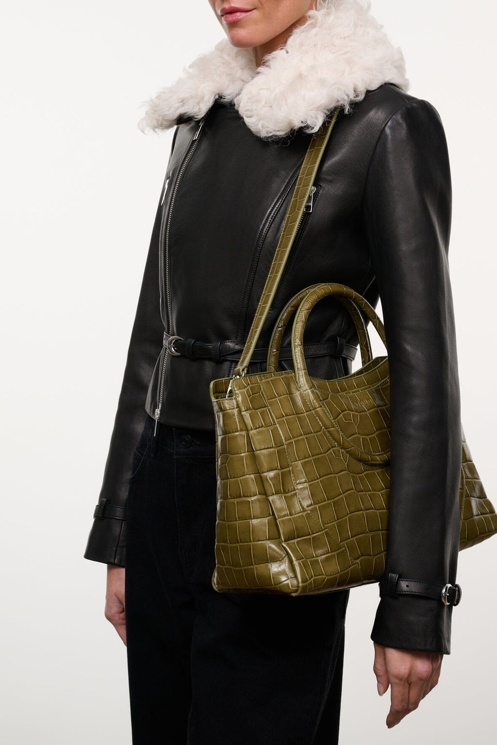 STAUD Maude Satchel – Martini Croc – detail 4
