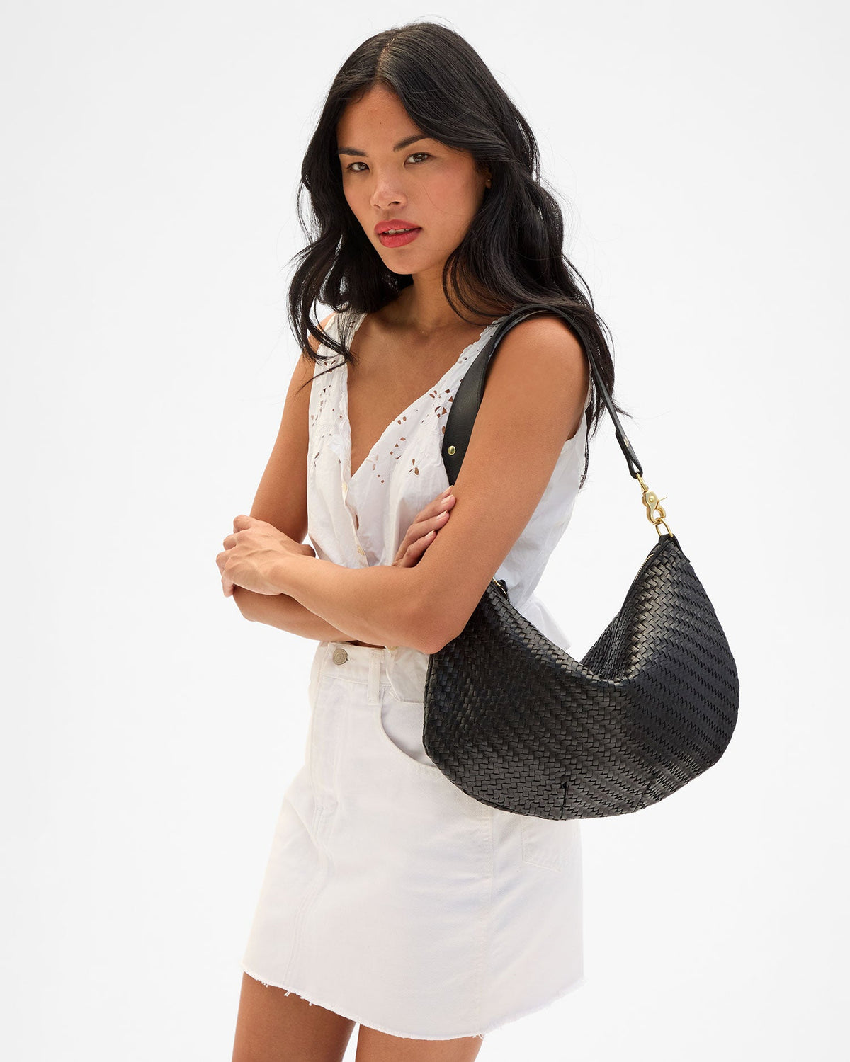 Clare V. Moyen Messenger – Black Woven Zig-Zag – detail 2