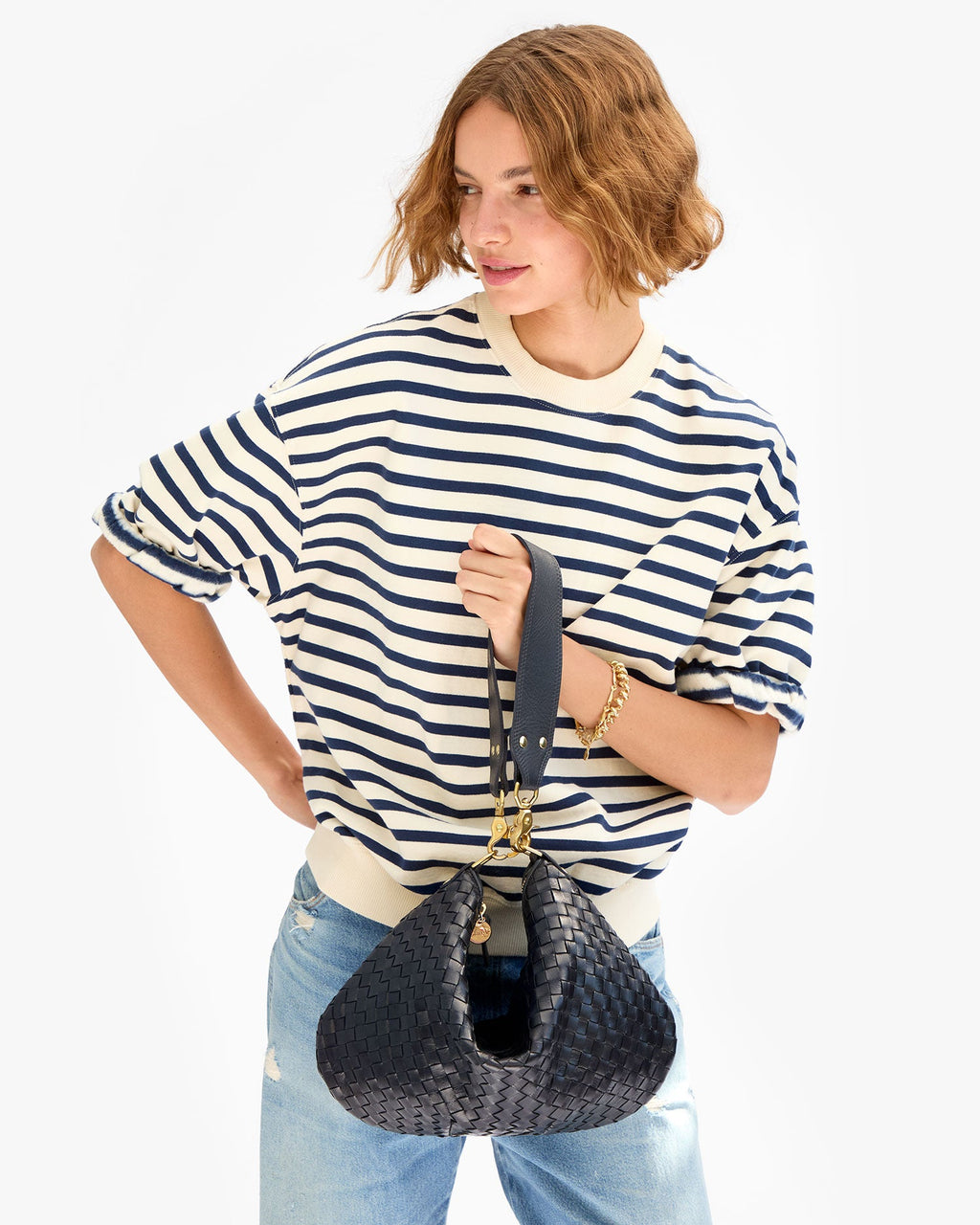 Clare V. Moyen Messenger – Twilight Navy Diagonal Woven – detail 5