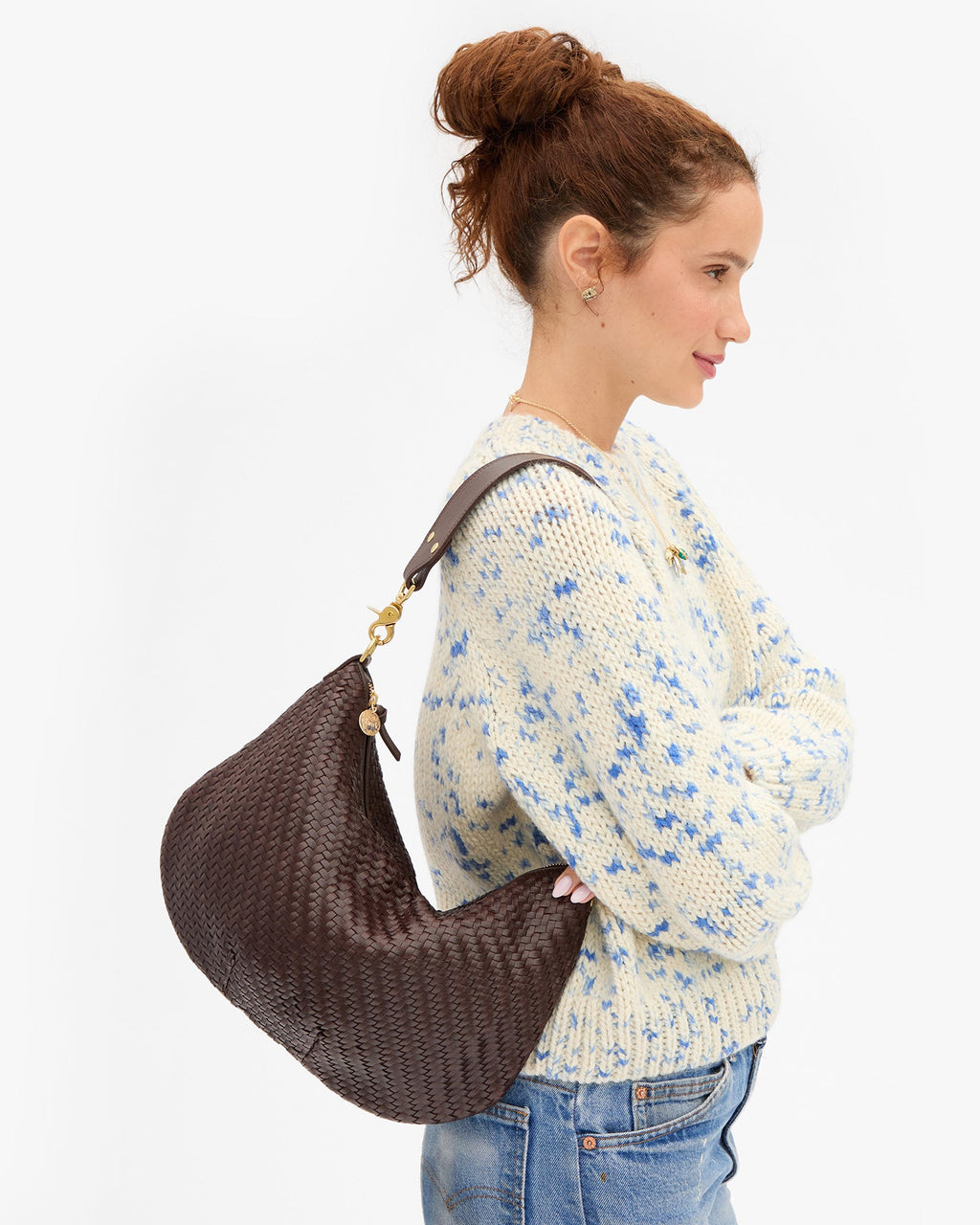 Clare V. Moyen Messenger – Chocolate Woven Zig-Zag – detail 2