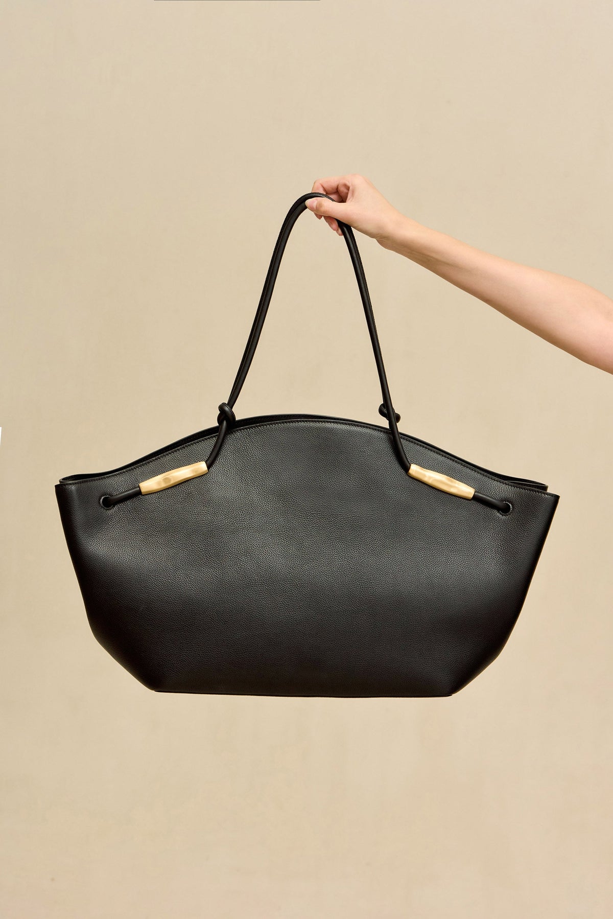 Cult Gaia Solay XL Tote Bag – Black – detail 2