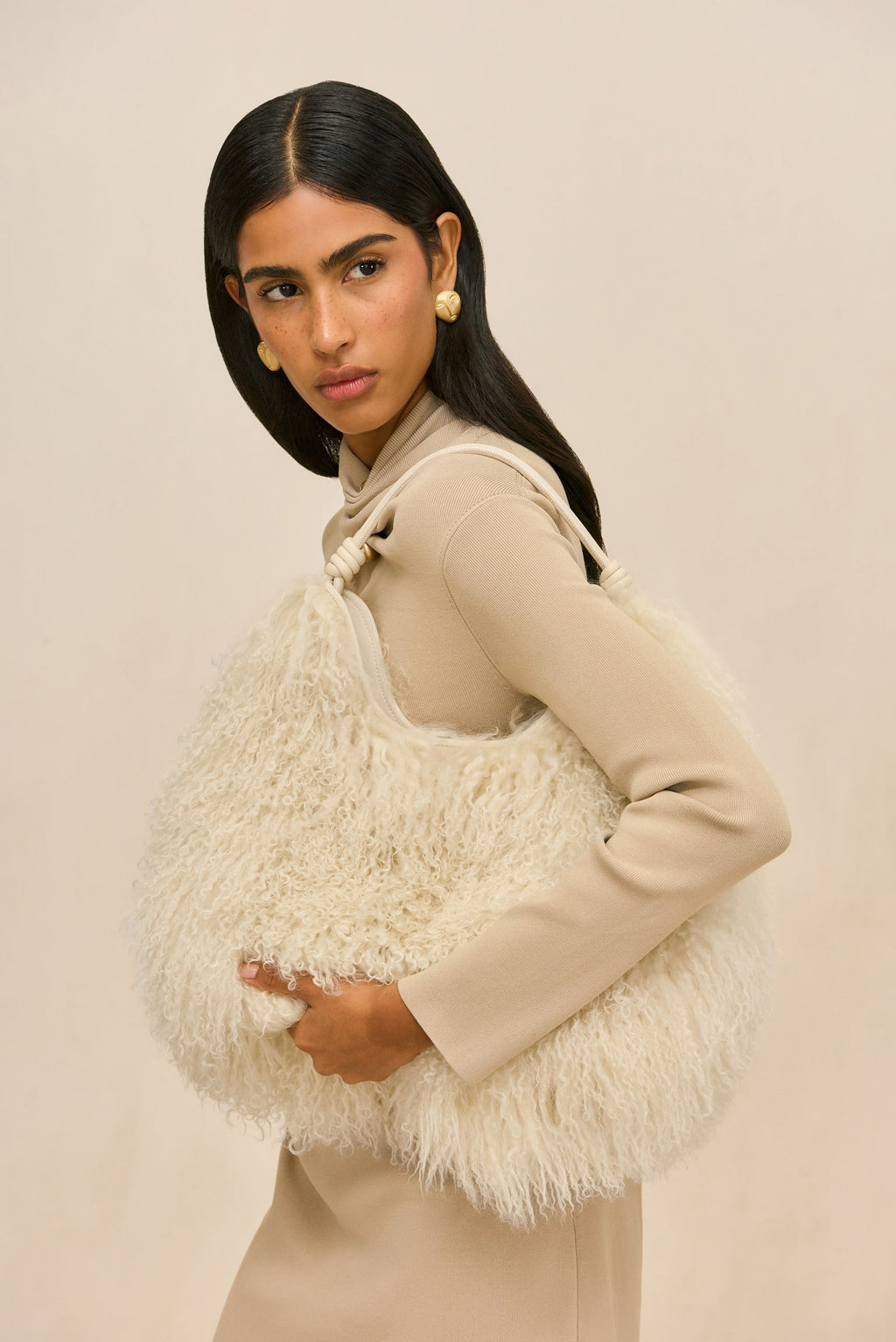 Cult Gaia Solay Shoulder Bag – Natural Shearling – detail 2