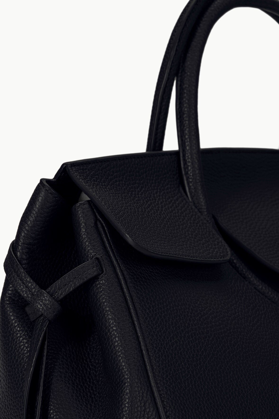STAUD Maude Carryall – Black – detail 5