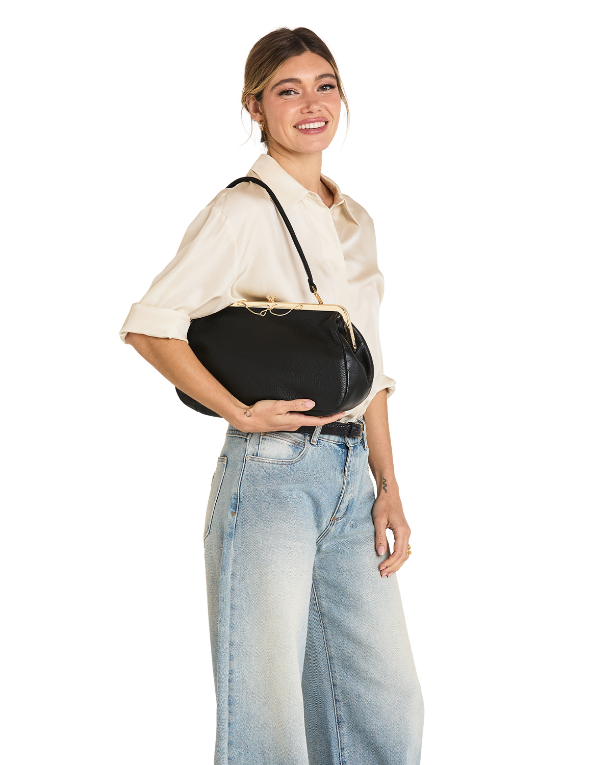 Hammitt Vivienne Large Shoulder Bag – Black/Gold – detail 2